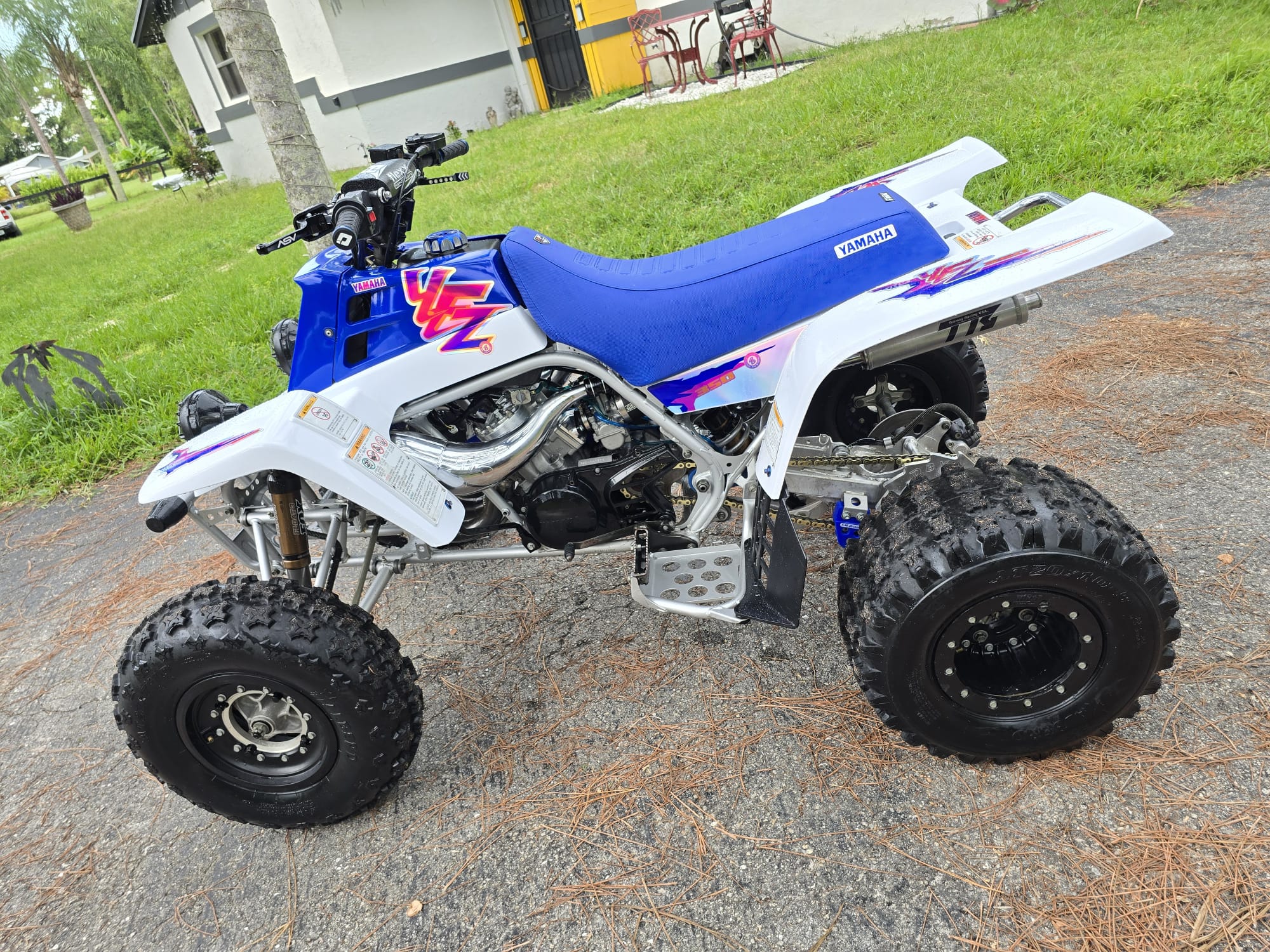 YAMAHA BANSHEE RETR0 GRAPHICS KIT – 4DDesign